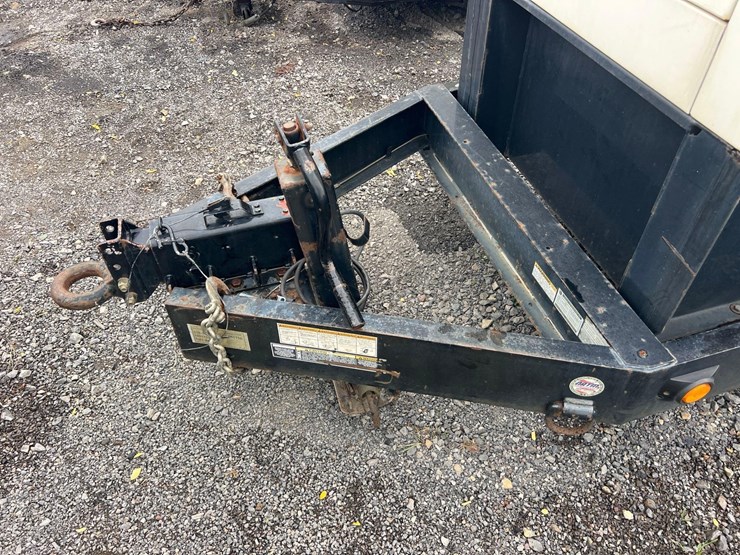 caterpillar-xq175-image-12
