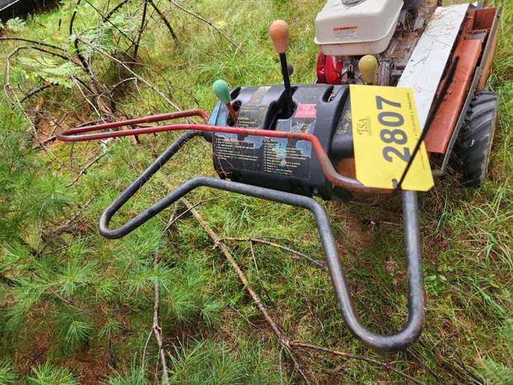 ditch-witch-1230-image-9