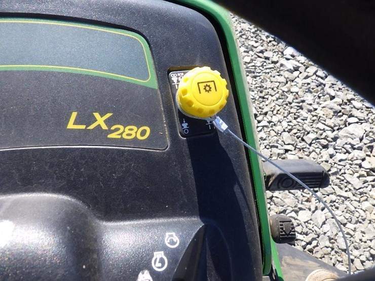 john-deere-lx280-image-15