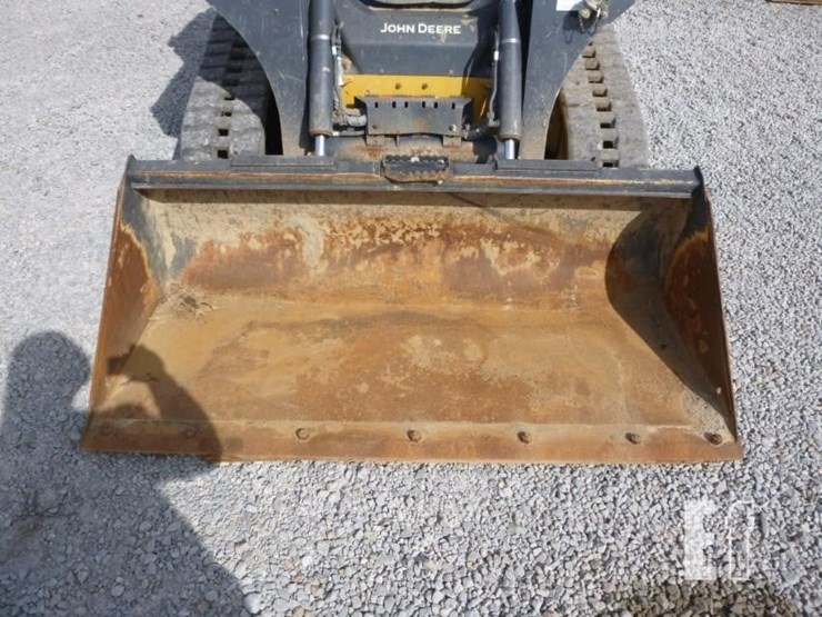 2023-deere-325g-image-16