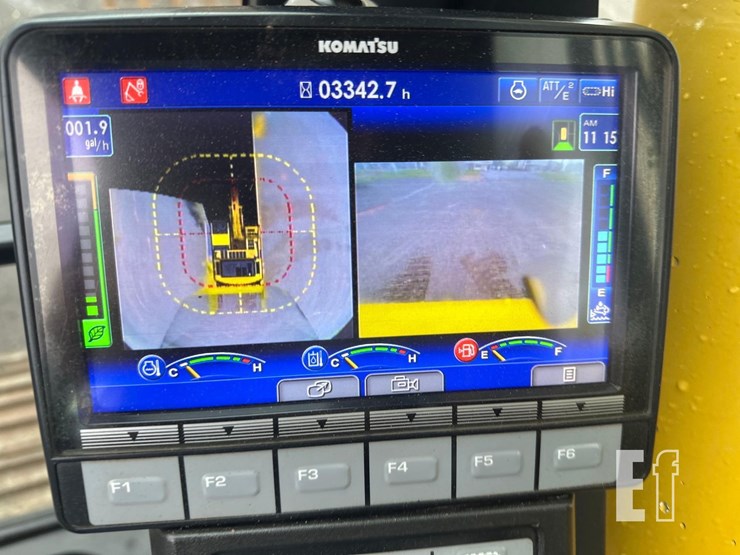 2021-komatsu-pc210-lc-11-image-34