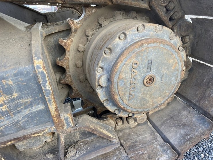 volvo-fc2421c-image-40