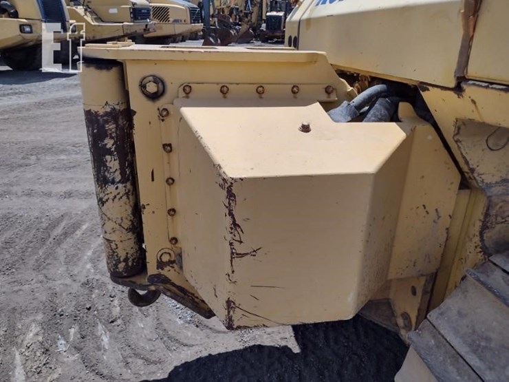 2004-komatsu-d65ex-15-image-42