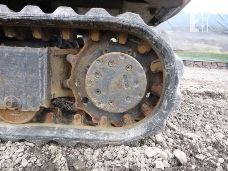 2018-kubota-k008-3-image-23