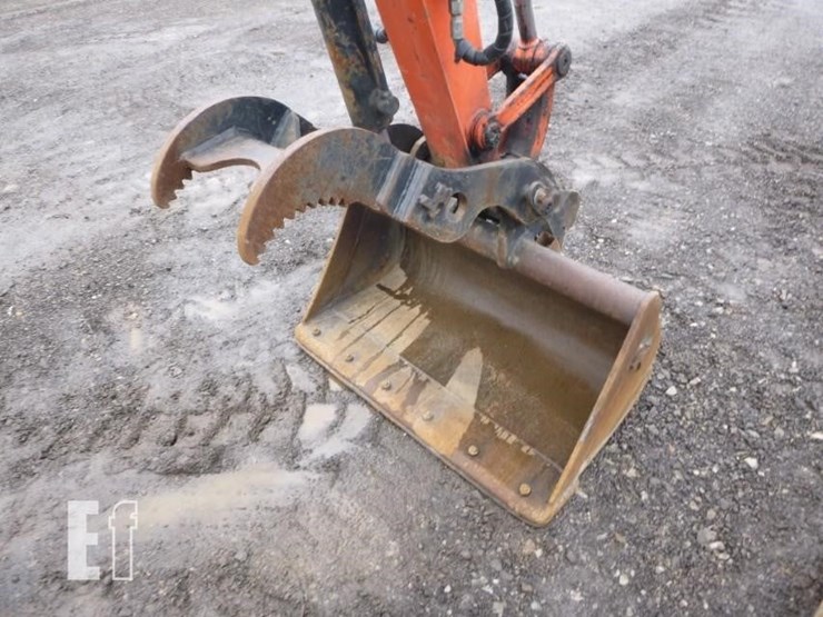 2016-kubota-u25-image-18