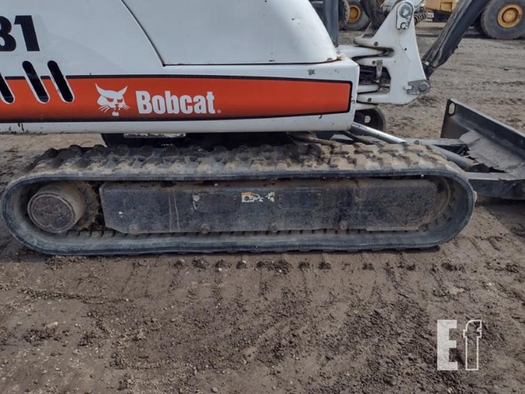 2006-bobcat-331-image-34