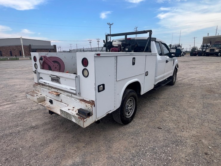 2017-ford-f250-image-5
