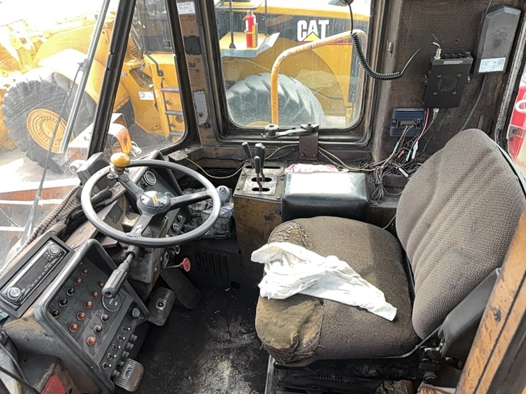 caterpillar-988b-image-17