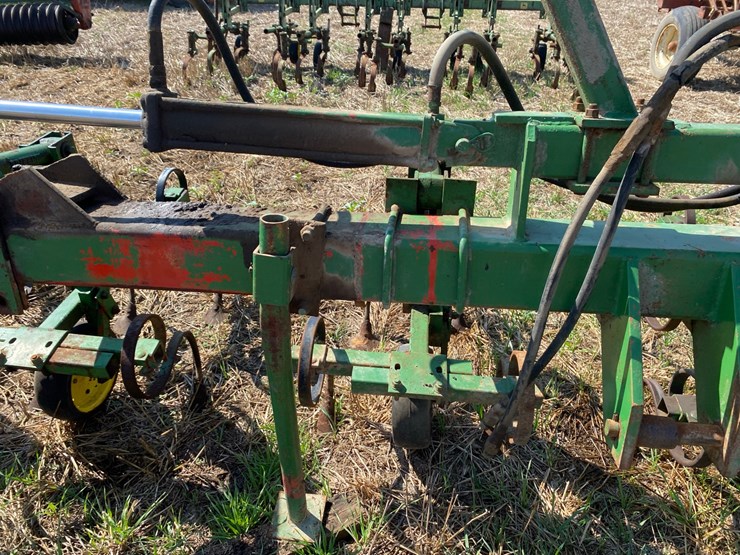 brillion-8-x-36”-row-cultivator-image-19