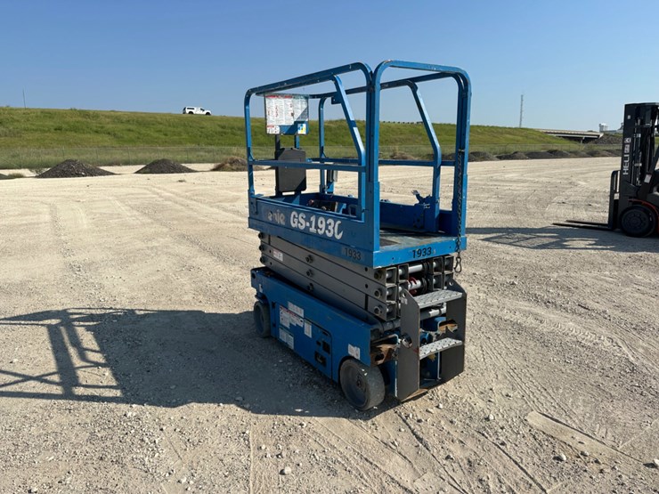 2018-genie-gs1930-image-3