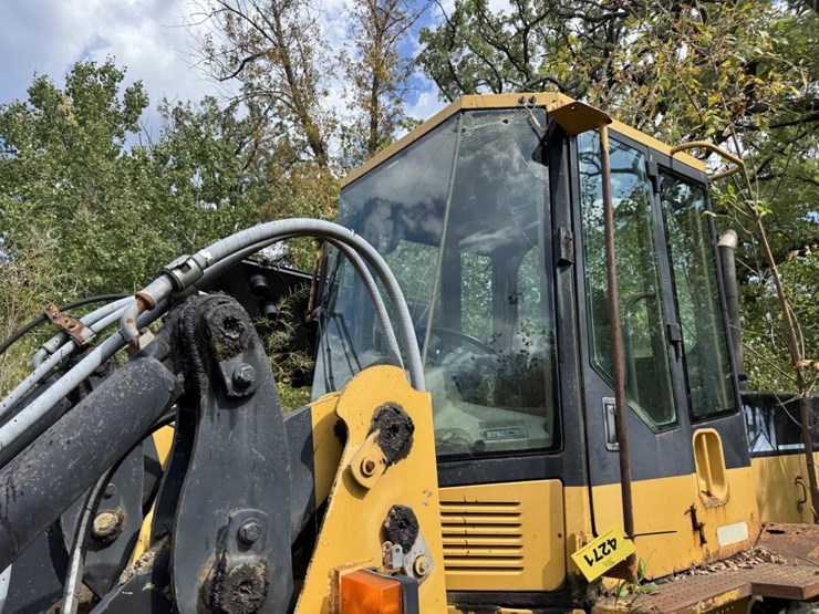 caterpillar-it24f-image-3