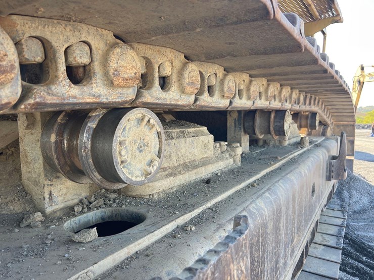 caterpillar-385bl-image-17
