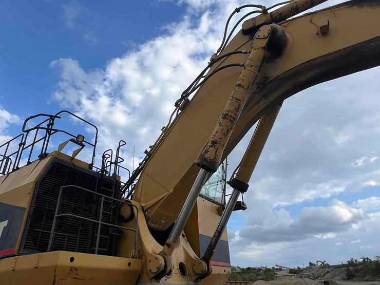 caterpillar-5130-image-11