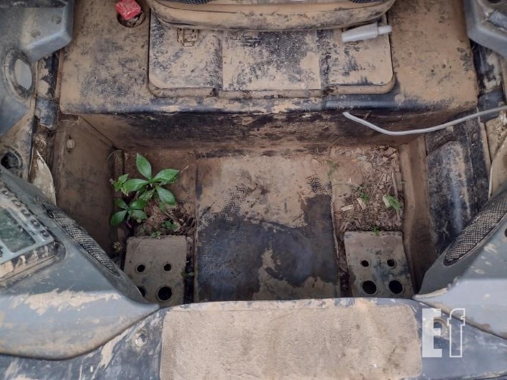 2019-bobcat-t770-image-14