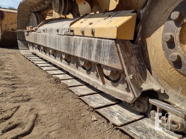 2000-deere-550h-lt-image-22