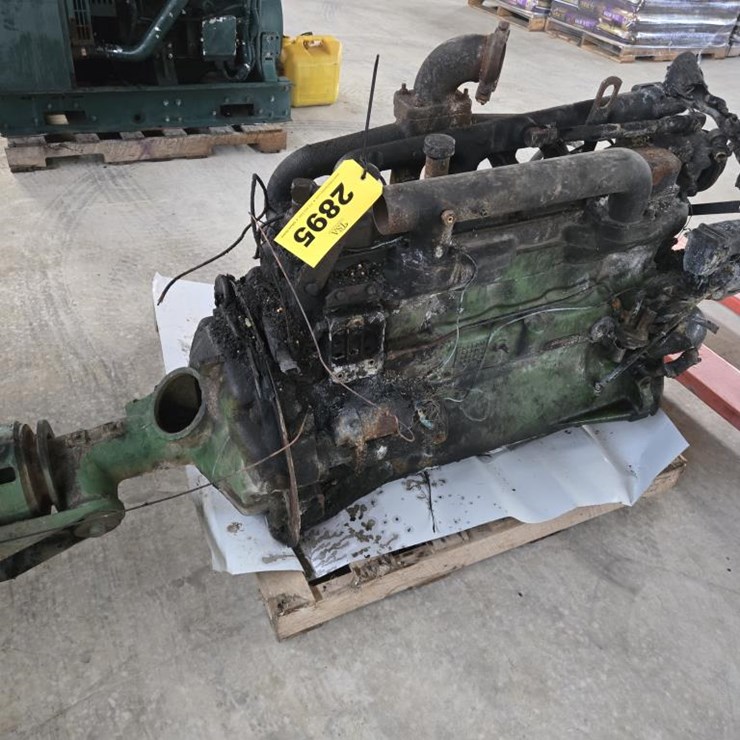JOHN DEERE 6329