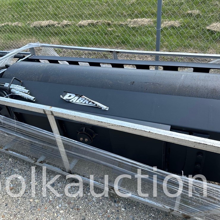 73" SKID STEER VIBRATORY ROLLER