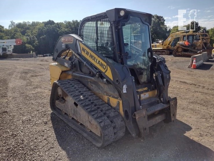 2015-new-holland-c232-image-38