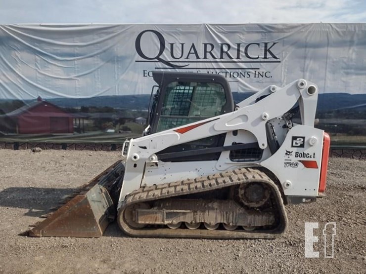 2019-bobcat-t740-image-1
