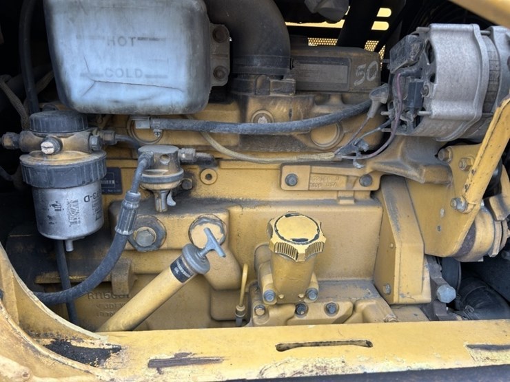 deere-210le-image-18