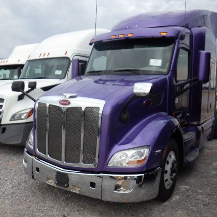 2018 PETERBILT 579