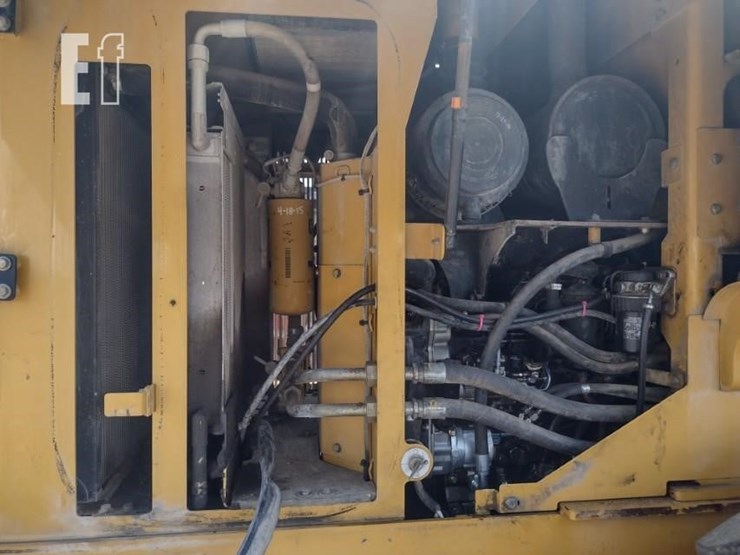 caterpillar-930g-image-26