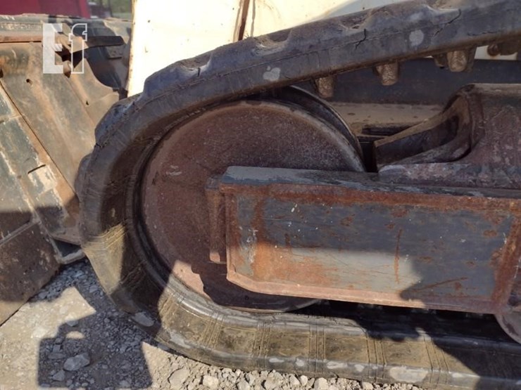 2020-bobcat-t590-image-24