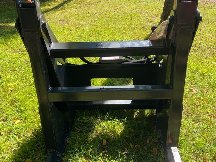 log-grapple-image-5