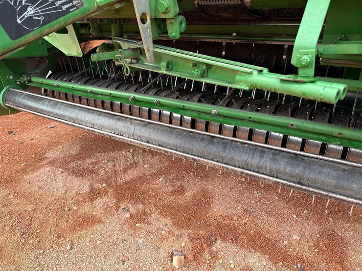 2014-john-deere-569-image-13
