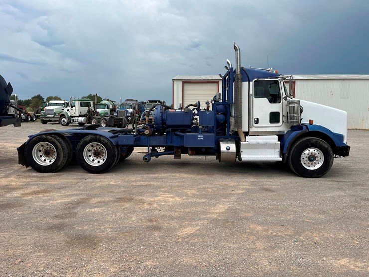 2014-kenworth-t800-image-2