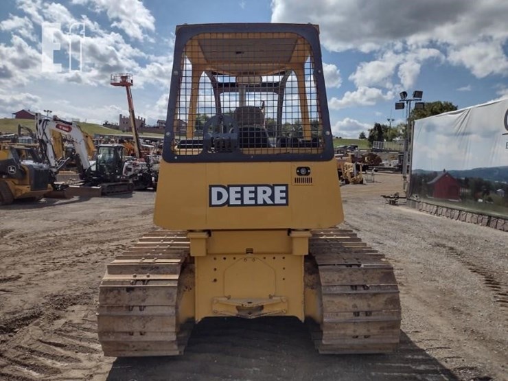2004-deere-650h-image-4