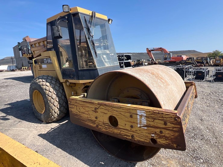 caterpillar-cs-563c-image-3