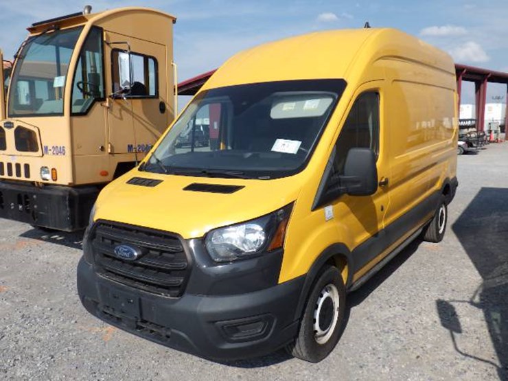 2020-ford-transit-image-1