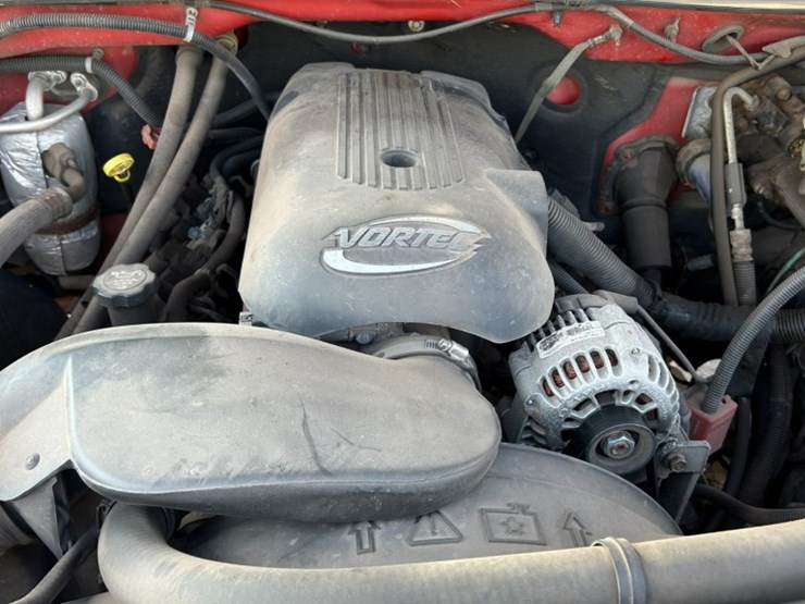 2003-chevrolet-2500hd-image-38