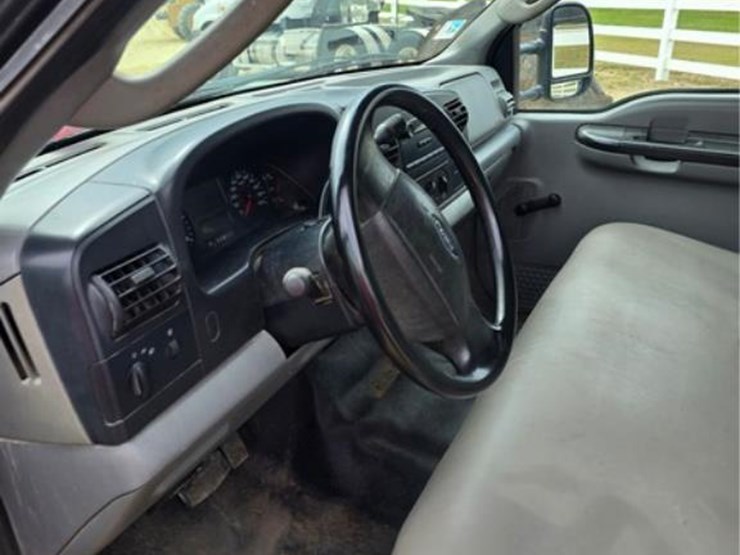 2007-ford-f350-image-16