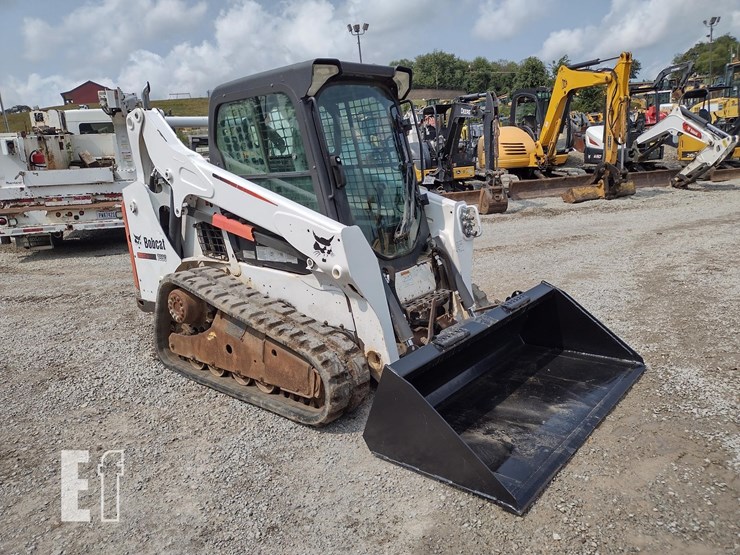 2014-bobcat-t590-image-40