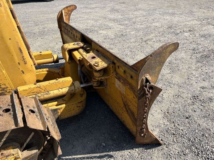 1975-caterpillar-d3-image-12