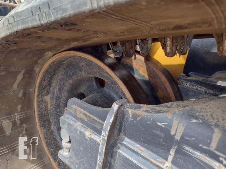2023-deere-331g-image-25