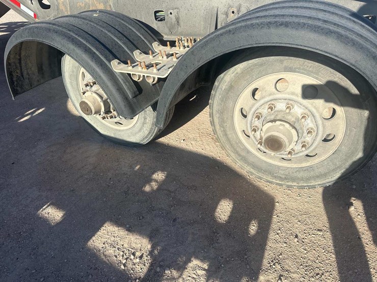 2018-ty-crop-manufacturing-ltd-dry-bulk-pneumatic-trailer-image-8