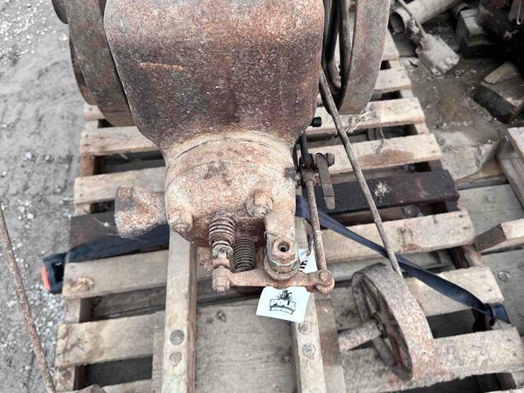 john-deere-hit-&-miss-engine-(no-tag)-image-4