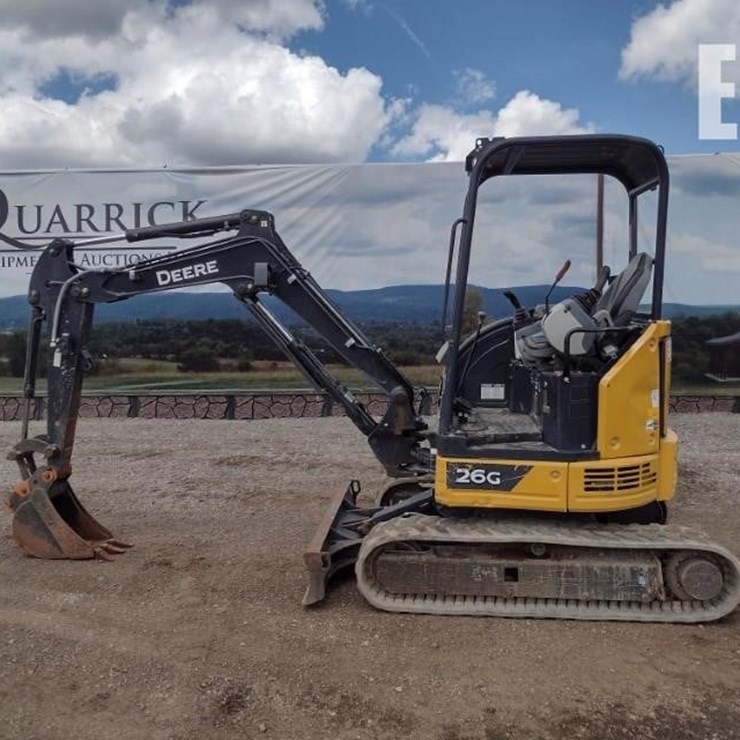 2021 DEERE 26G