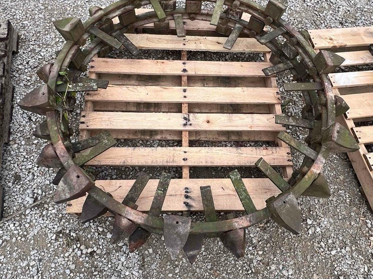 john-deere-10-image-3