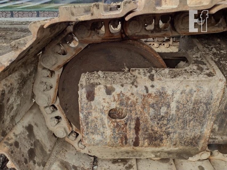 komatsu-pc220-lc-8-image-31