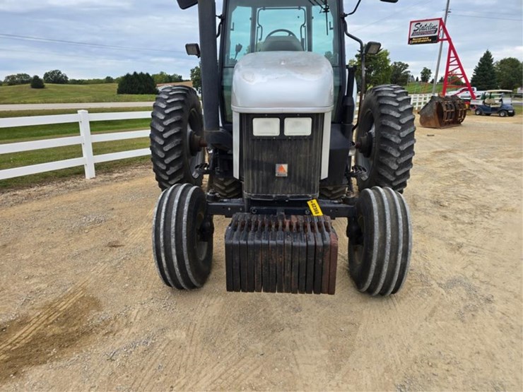 agco-white-8310-image-13