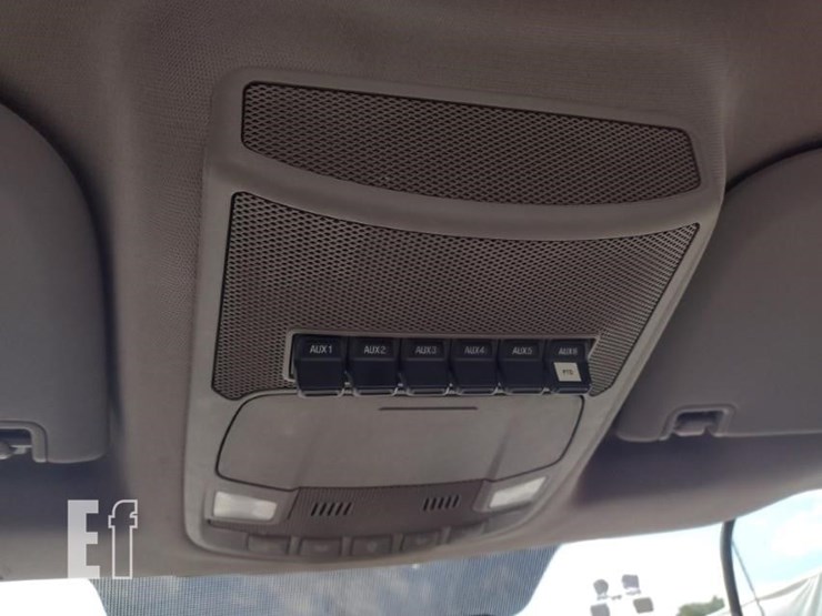 2018-ford-f550-image-10