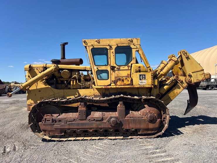 caterpillar-d9h-image-1