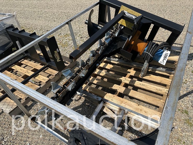 45"-skid-steer-trencher-image-2