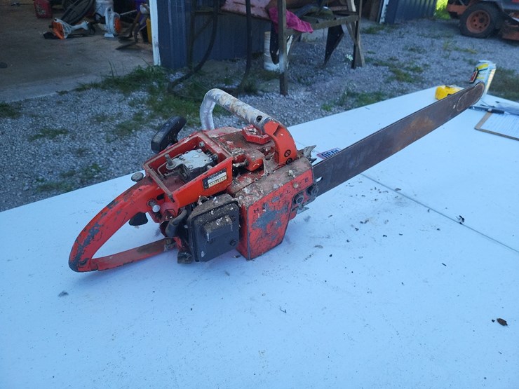 homelite-xl12-gas-chain-saw---not-complete-tag-#1050-image-6