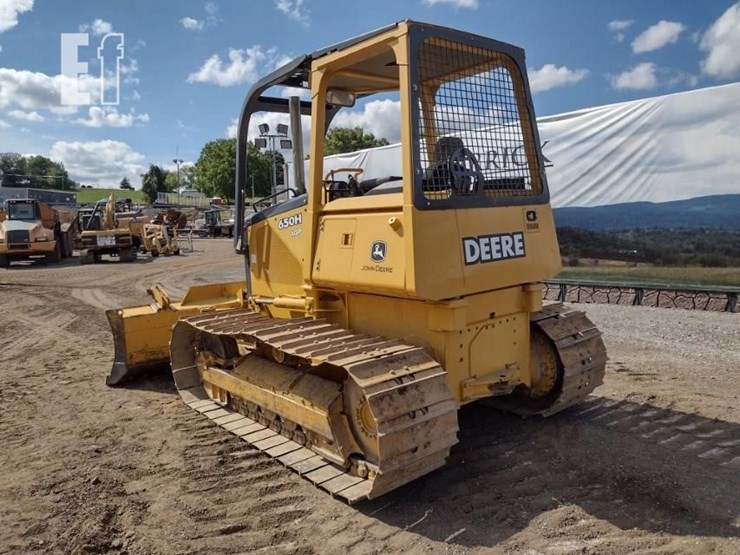 2004-deere-650h-image-43
