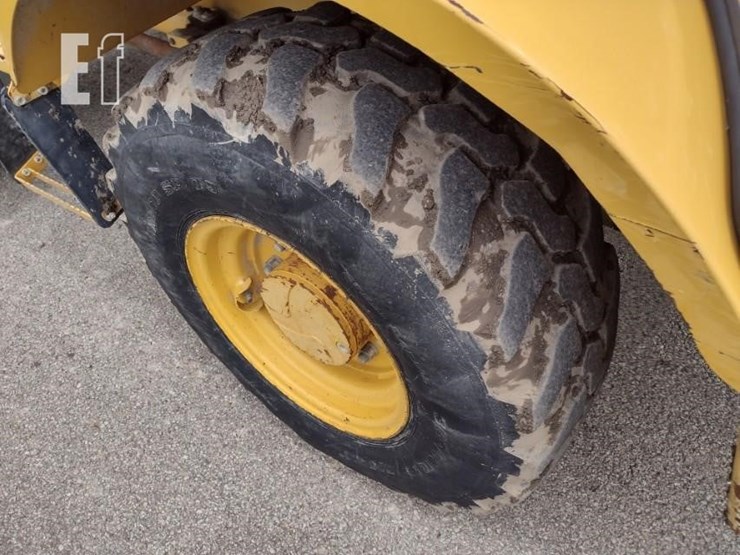2017-deere-244kii-image-20